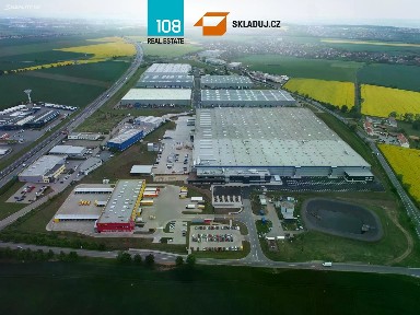 Pronájem skladového prostoru 2352 m²