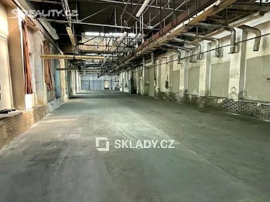 Pronájem skladového prostoru 562 m²
