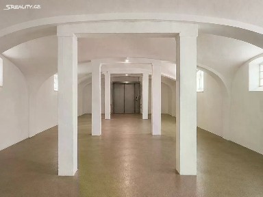 5. května, Rudná