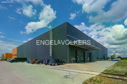 Pronájem skladového prostoru 1080 m²