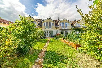 Pronájem rodinného domu 98 m², pozemek 215 m²