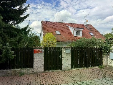 Podhořská, Praha - Dolní Chabry