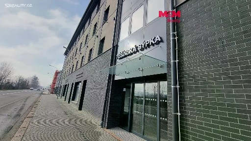 Pronájem obchodního prostoru 83 m²