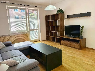Pronájem bytu 3+1 71 m² Jindřicha Hořejšího, Znojmo