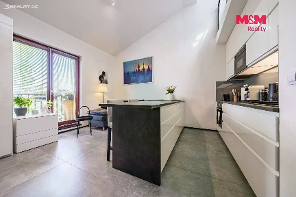 Prodej bytu 1+kk 40 m² Jaroslava Foglara, Praha - Stodůlky