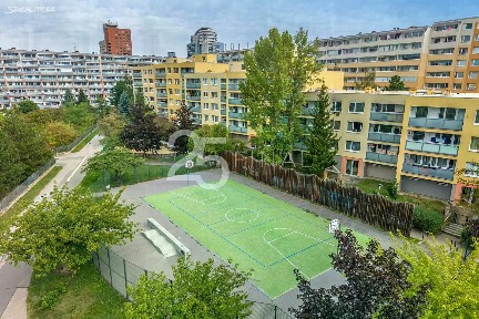 Prodej bytu 3+1 71 m² Suchý vršek, Praha - Stodůlky