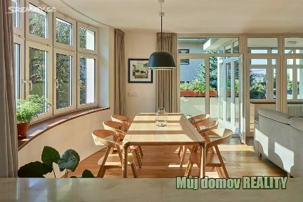 Pronájem bytu 4+kk 113 m² Pod strašnickou vinicí, Praha - Strašnice