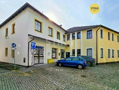 Pronájem komerční nemovitosti 80 m²