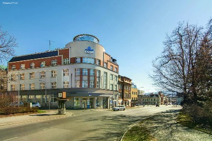 Pronájem obchodního prostoru 365 m²
