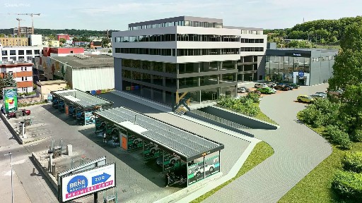 Pronájem kanceláře 1051 m²