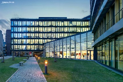 Pronájem kanceláře 480 m² Pikrtova, Praha - Nusle