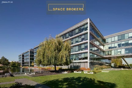 Pronájem kanceláře 488 m²