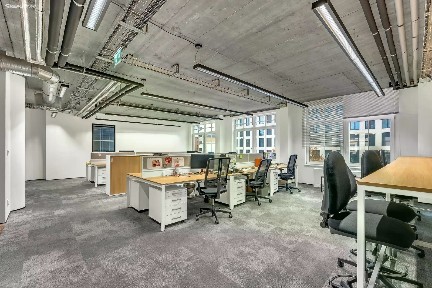 Pronájem kanceláře 1100 m²