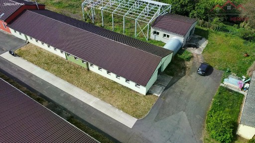 Pronájem výrobní haly, prostoru 1200 m²