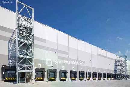 Pronájem skladového prostoru 2700 m²