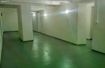 Prodej skladového prostoru 42 m²