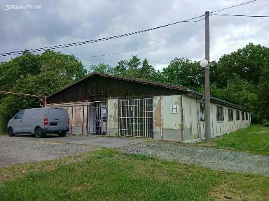 Pronájem skladového prostoru 377 m²