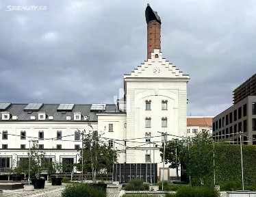 Pronájem kanceláře 878 m²