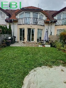 Pronájem rodinného domu 130 m², pozemek 300 m²