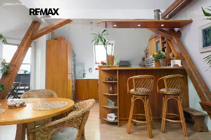 Prodej ubytovacího zařízení 139 m²