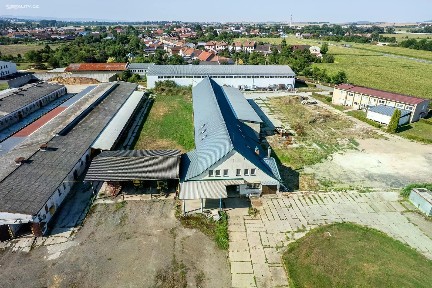 Pronájem výrobní haly, prostoru 1000 m²