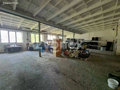 Pronájem komerční nemovitosti 250 m²