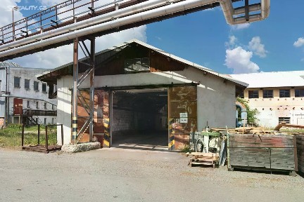 Pronájem výrobní haly, prostoru 668 m² Nádražní, Tetčice