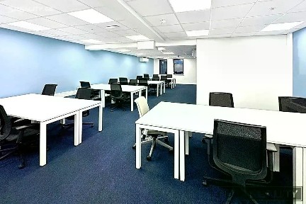Pronájem kanceláře 100 m²
