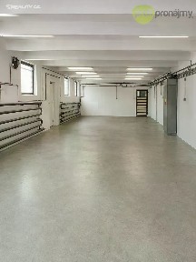 Pronájem skladového prostoru 112 m²