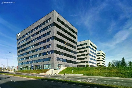 Pronájem kanceláře 1154 m²