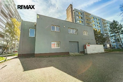 Pronájem obchodního prostoru 364 m² Hviezdoslavova, Praha - Háje
