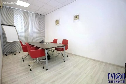 Pronájem kanceláře 50 m²