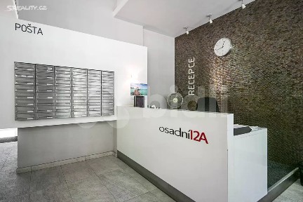 Pronájem kanceláře 19 m² Osadní, Praha - Holešovice