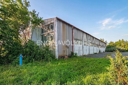 Pronájem skladového prostoru 20228 m²