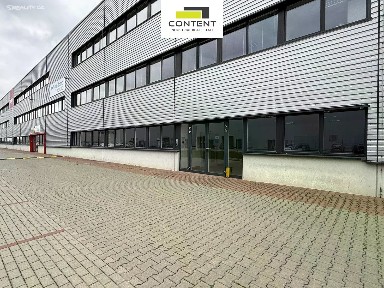 Pronájem skladového prostoru 2455 m²