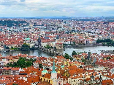 Pronájem kanceláře 300 m²