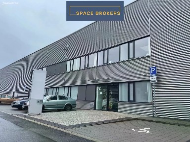 Pronájem skladového prostoru 944 m²