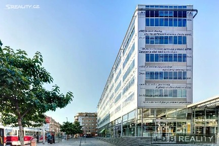 Pronájem kanceláře 230 m²