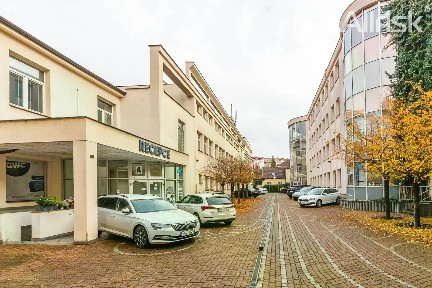 Prvního pluku, Praha - Karlín