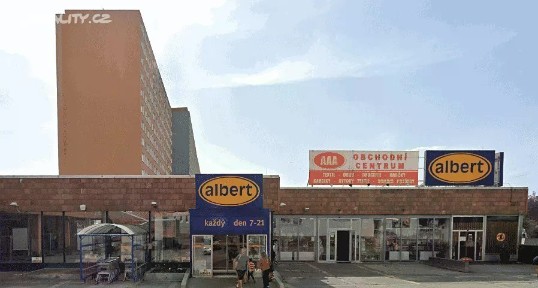 Pronájem obchodního prostoru 608 m²