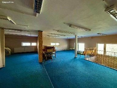 Pronájem obchodního prostoru 150 m²