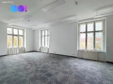 Pronájem kanceláře 100 m²