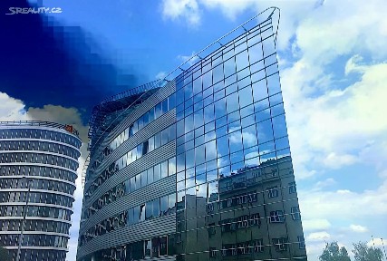 Pronájem kanceláře 635 m²