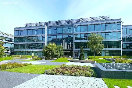 Pronájem kanceláře 2041 m²