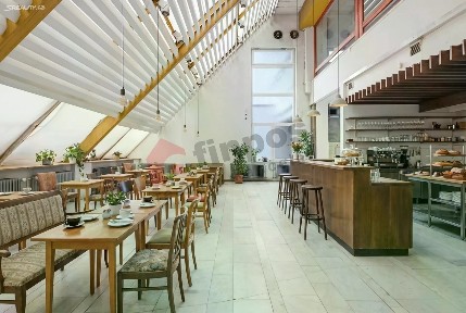 Pronájem obchodního prostoru 158 m²
