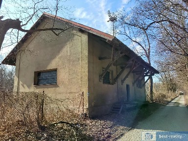 Prodej skladového prostoru 114 m²