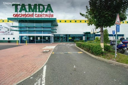 Pronájem obchodního prostoru 413 m²