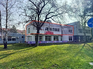 Pronájem kanceláře 154 m²
