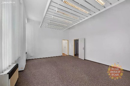 Pronájem kanceláře 82 m²