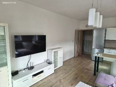Pronájem bytu 3+kk 84 m²